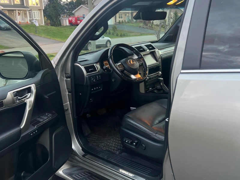 Lexus GX 460 ТОП СЪСТОЯНИЕ* ЕДИН СОСТВЕНИК* СЕРВИЗНА ИСТОРИЯ* , снимка 7 - Автомобили и джипове - 52663478