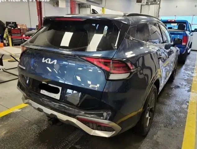 Kia Sportage / SX AWD / Hybrid / ПАНОРАМА / 360  / CARFAX , снимка 4 - Автомобили и джипове - 53338234