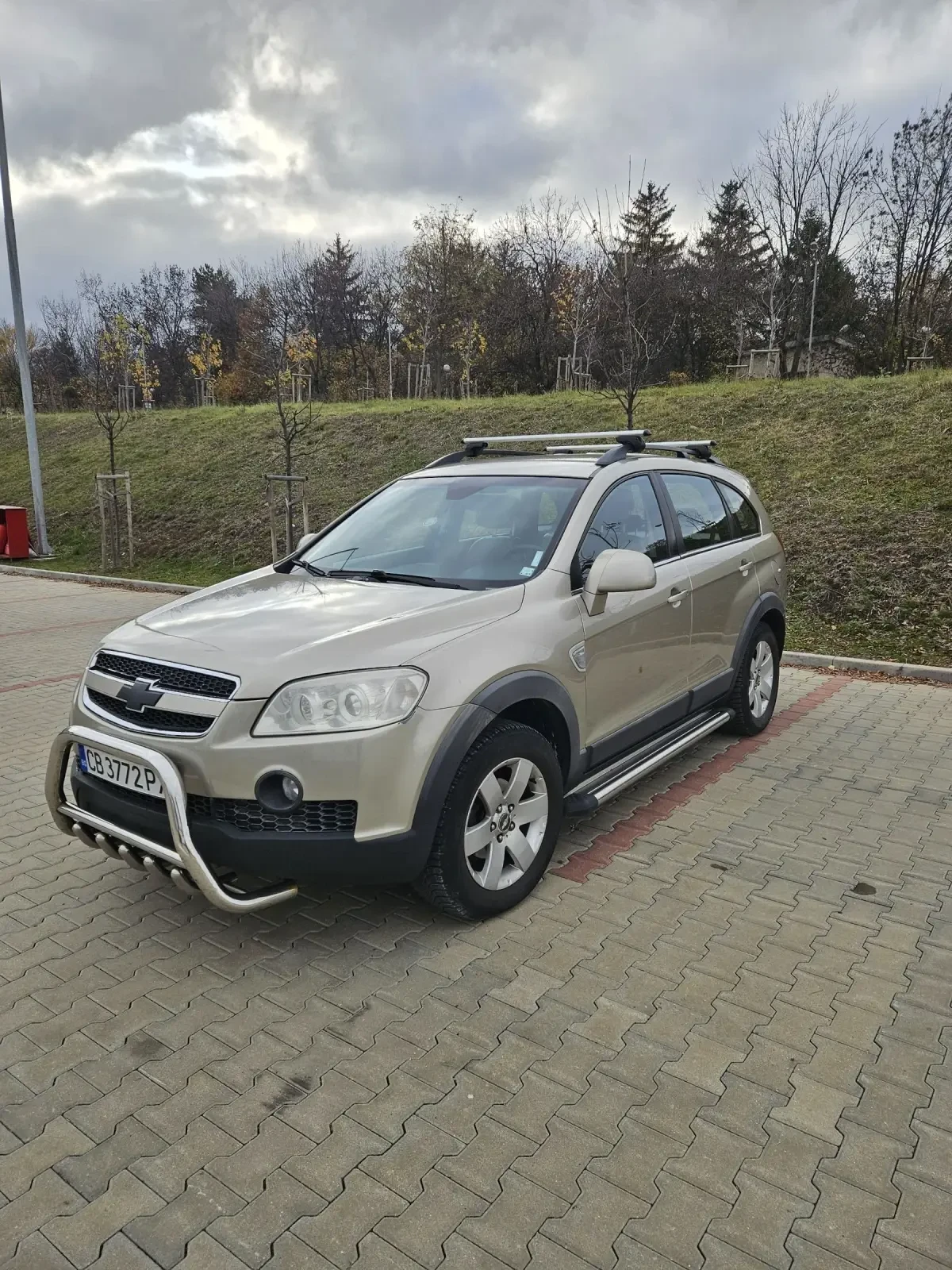 Chevrolet Captiva 4x4 обслужена, нови гуми, реални км, 7 места  - изображение 2