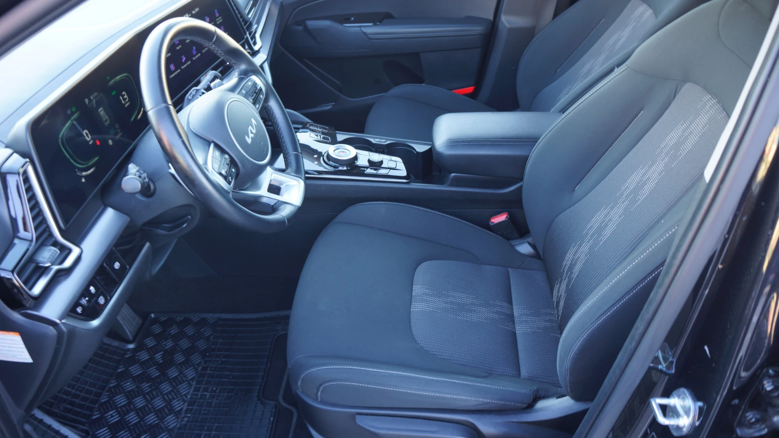 Kia Sportage 1.6 T-GDi  Full Hybrid Automatic - изображение 8
