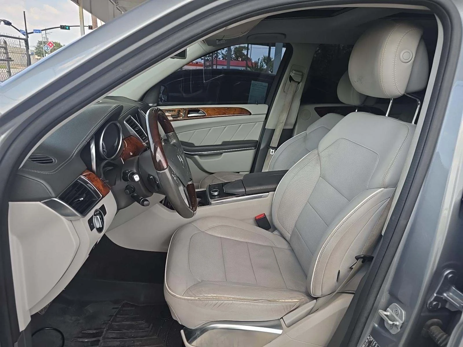 Mercedes-Benz GL 500 AMG* 7МЕСТА* МАСАЖ* ДИСТРОНИК* ОБДУХ* PANO* HARMAN - изображение 9