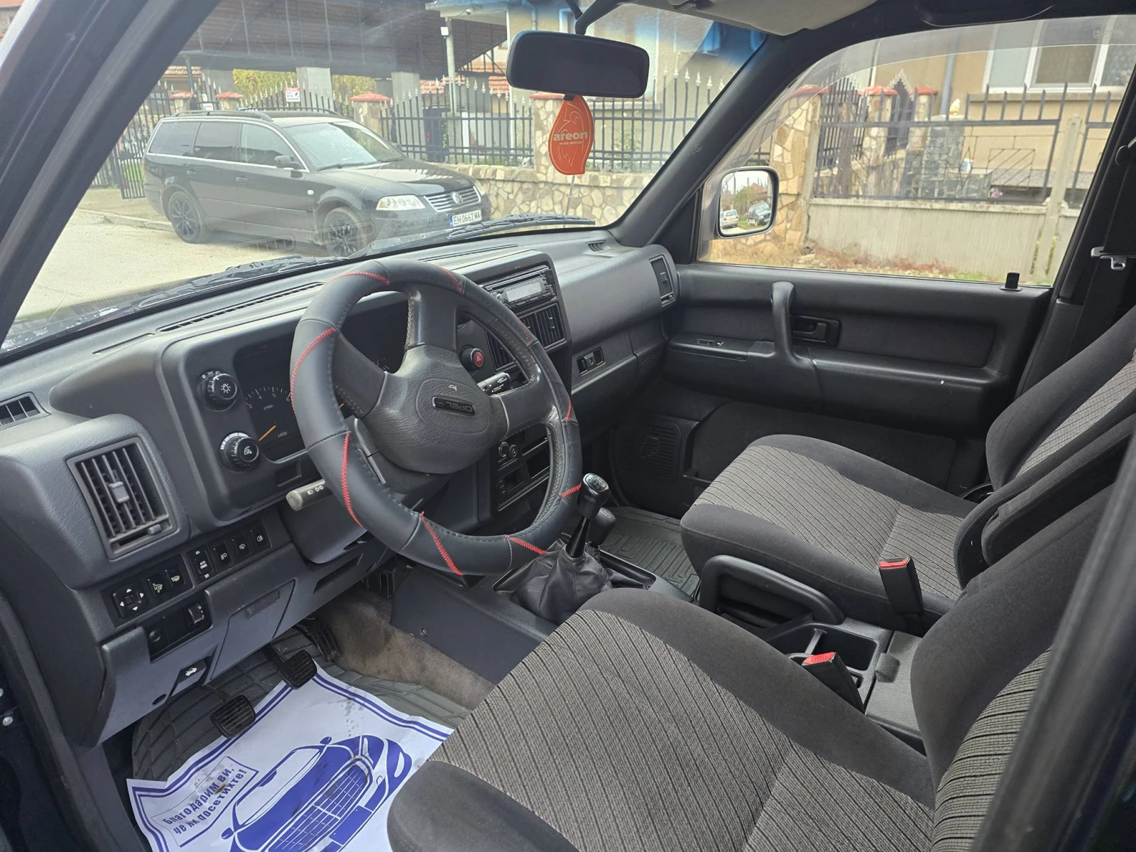 Opel Monterey 3.2  177кс - изображение 8