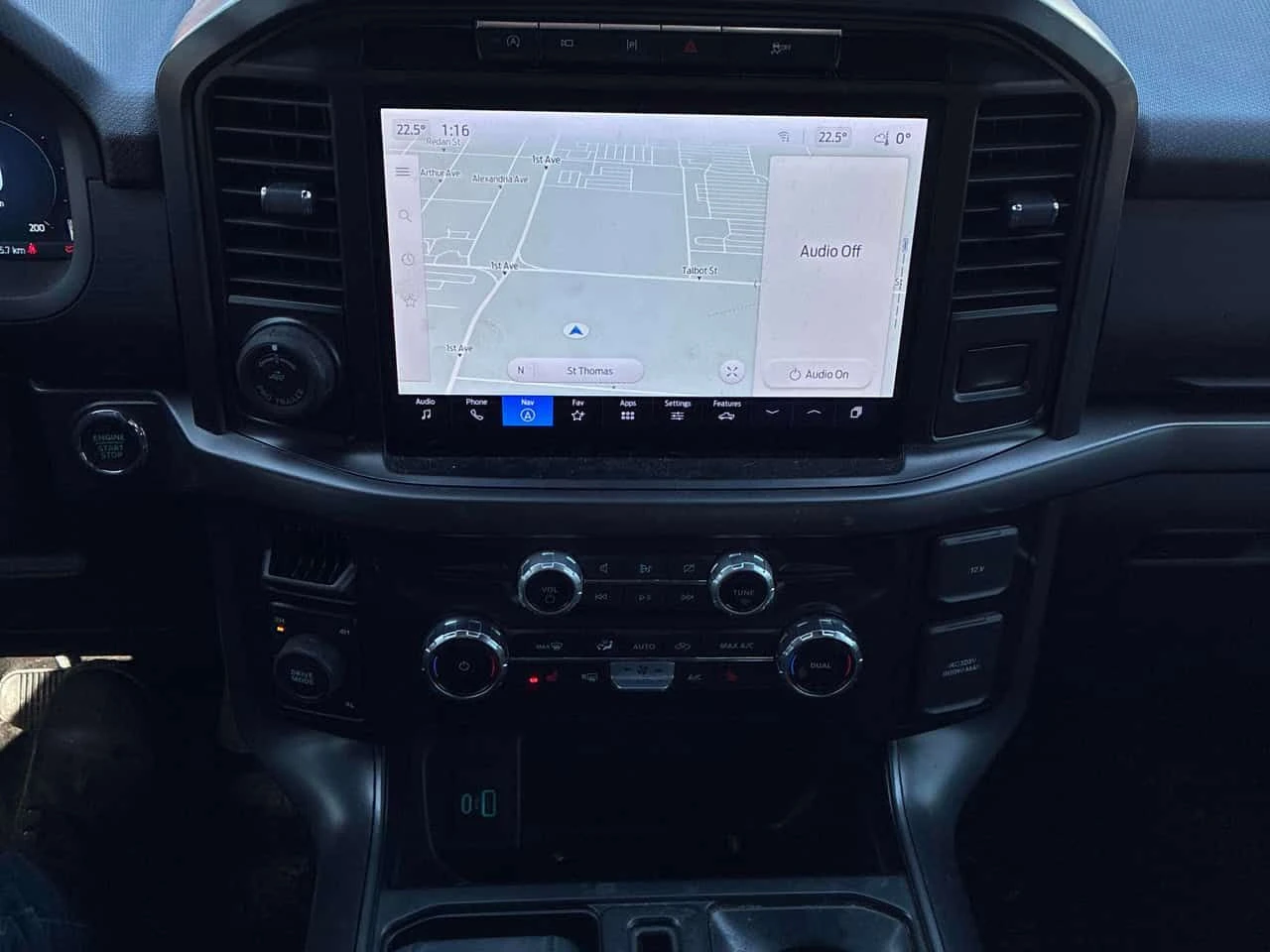 Ford F150 * XLT * CARFAX * ДВА КЛЮЧА * KEYLESS - изображение 9