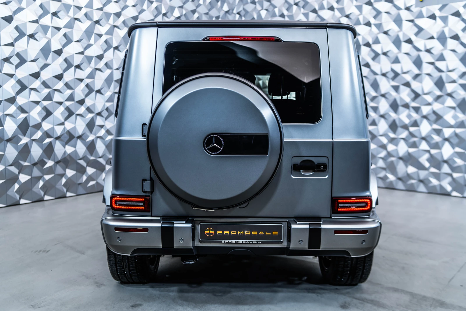 Mercedes-Benz G 63 AMG Manufaktur* Burmester* 360, снимка 5 - Автомобили и джипове - 53737881
