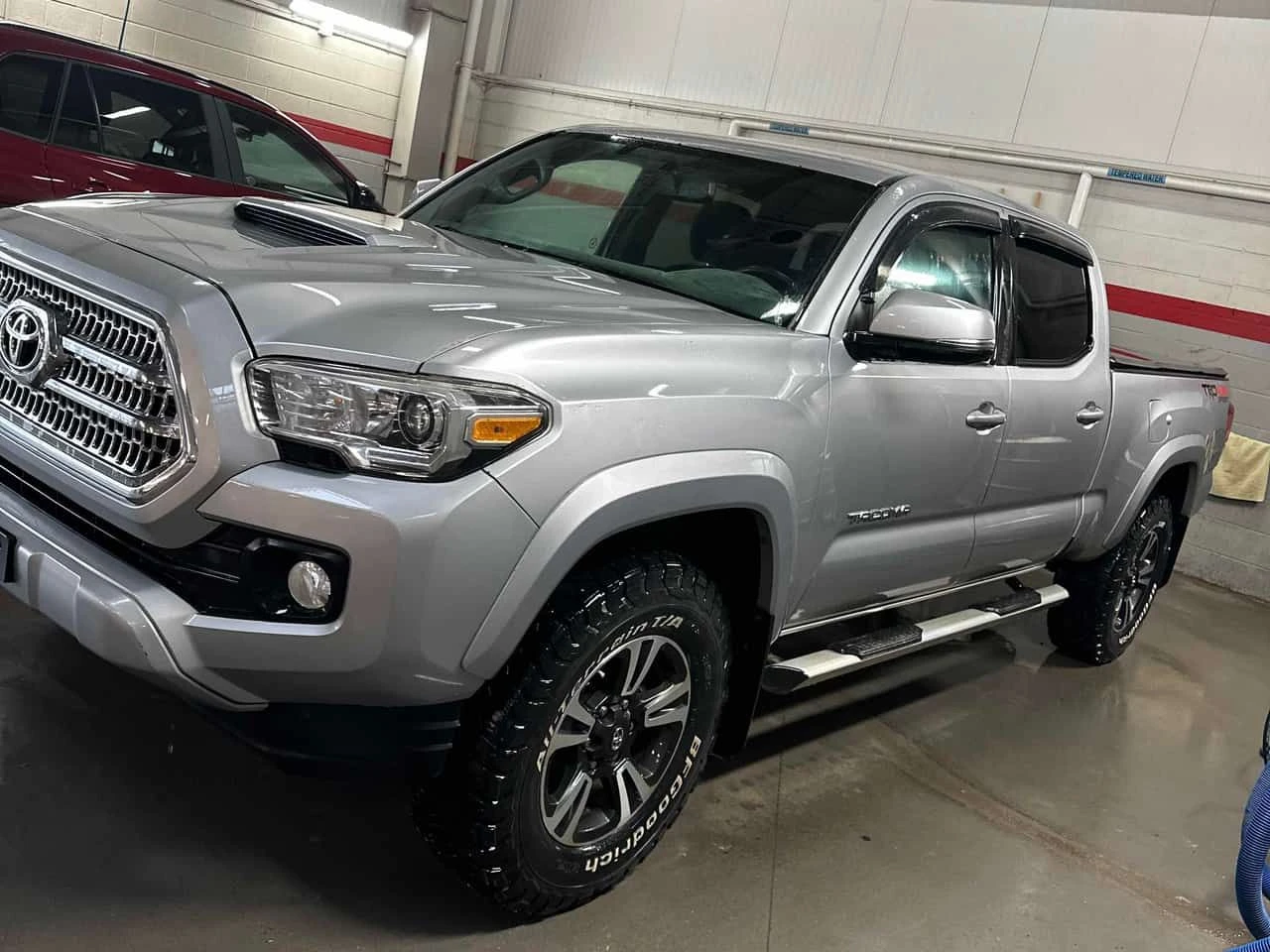 Toyota Tacoma * 4WD Double Cab V6 Auto SR5* 2 �����* PANO* KEYLE | Mobile.bg � ����������� 2