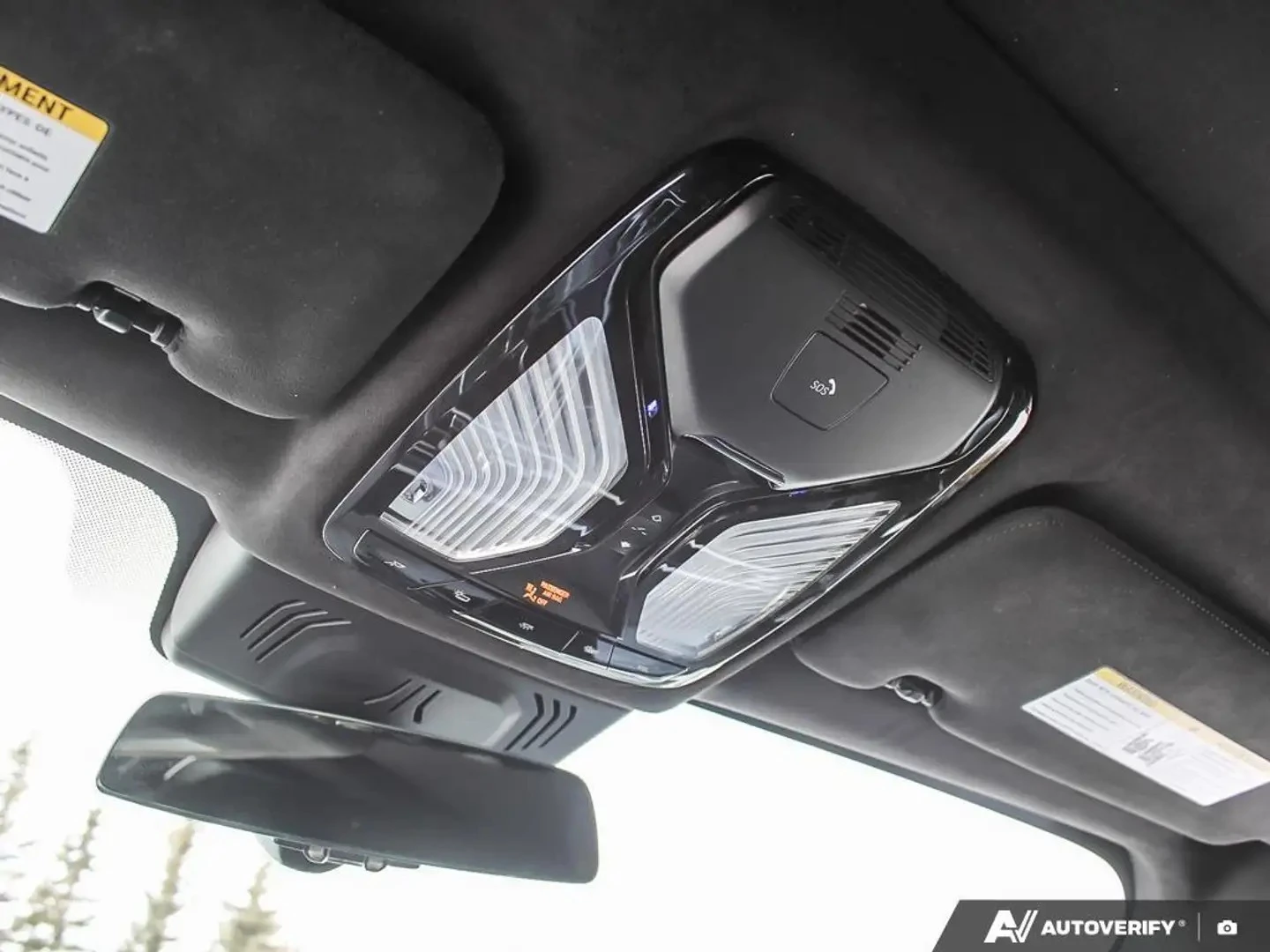 BMW X7 * xDrive50i* BOWERS&WILKINS* LASER* 360* МАСАЖИ* T, снимка 15 - Автомобили и джипове - 55223843