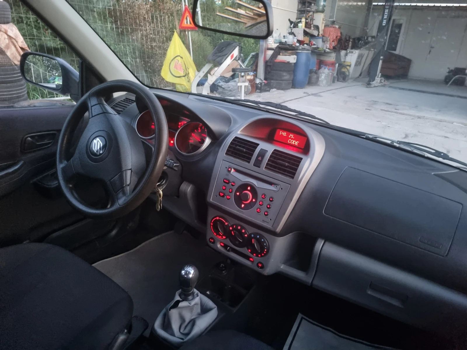 Suzuki Ignis 1.3DDS ESKLUZIVE , снимка 7 - Автомобили и джипове - 55382776