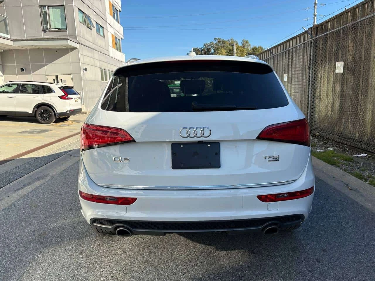 Audi Q5 * quattro 4dr 3.0T Technik * CARFAX *  | Mobile.bg � ����������� 4