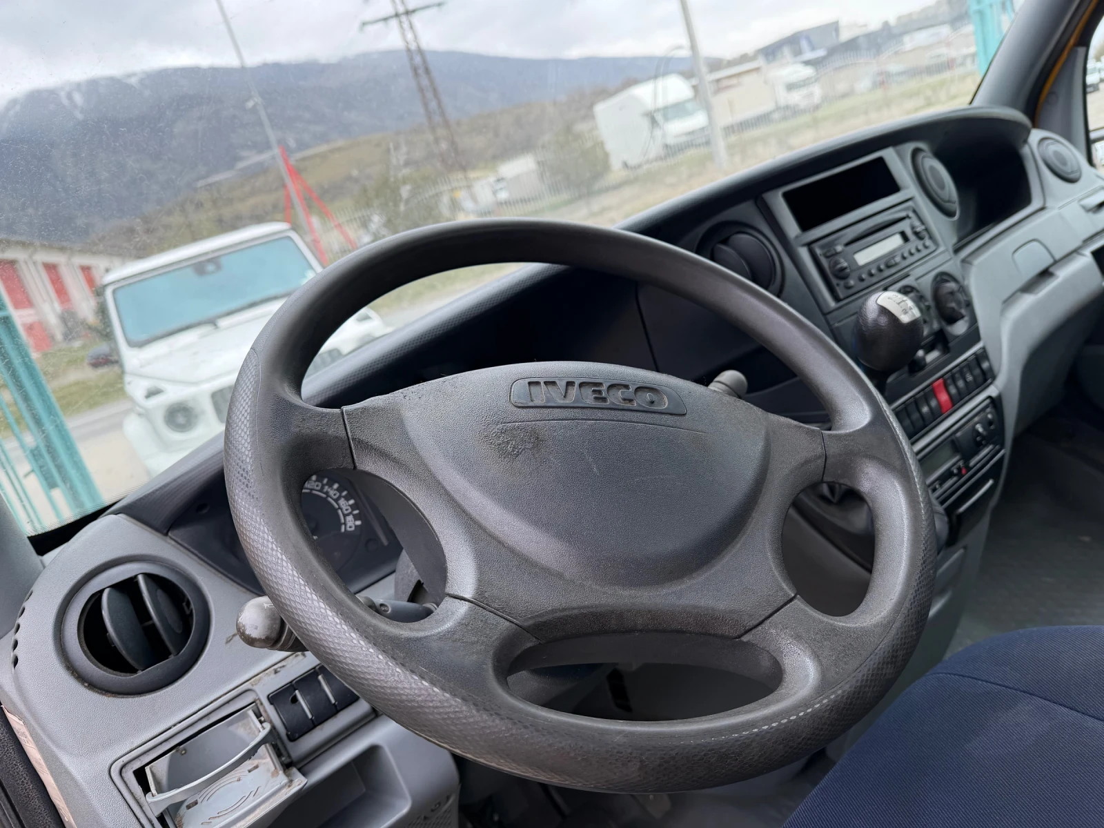 Iveco Daily 35C10* 2.3HPI* Кран HIAB, снимка 4 - Бусове и автобуси - 53902192