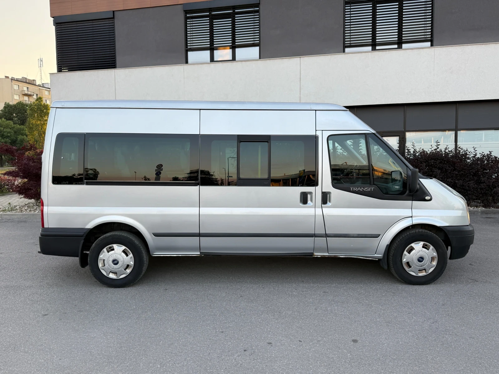 Ford Transit * 350М* ЕВРО5А* КЛИМАТИК* ТАХОГРАФ* ТЕМПОМАТ* , снимка 4 - Бусове и автобуси - 55077136