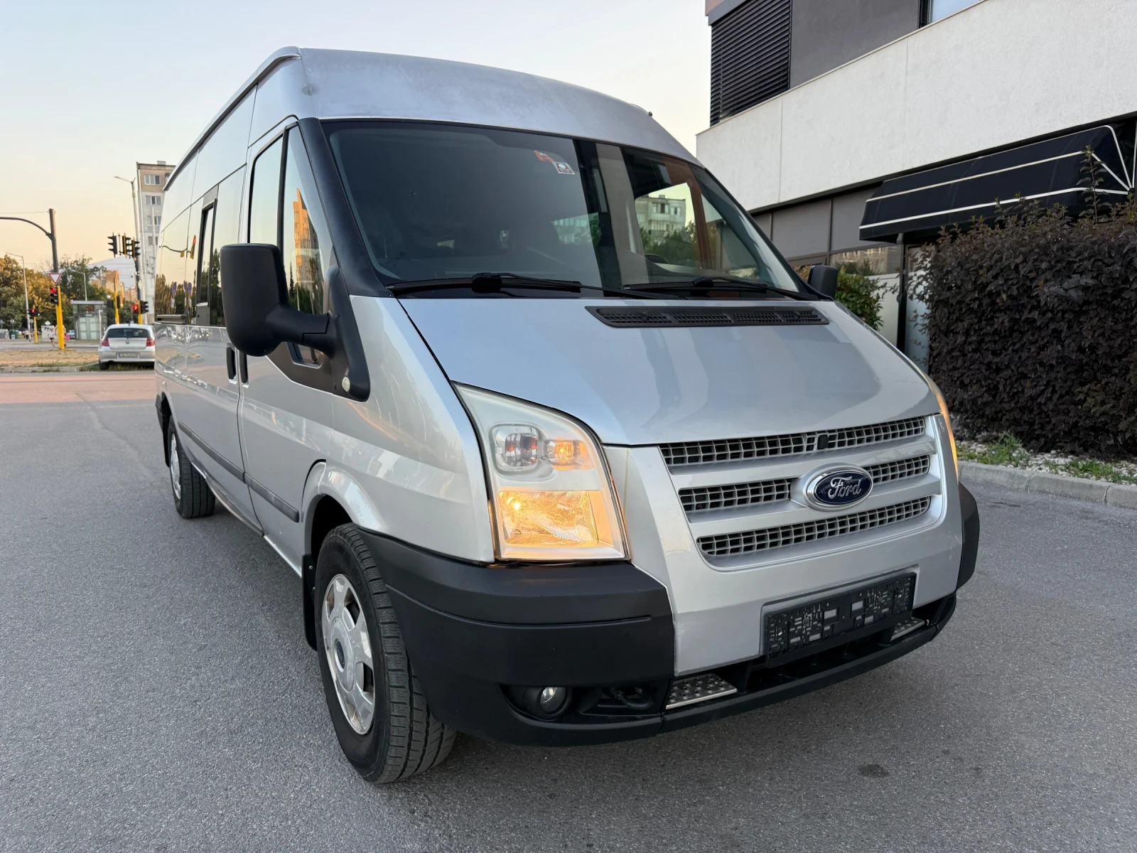 Ford Transit * 350М* ЕВРО5А* КЛИМАТИК* ТАХОГРАФ* ТЕМПОМАТ* , снимка 3 - Бусове и автобуси - 55077136