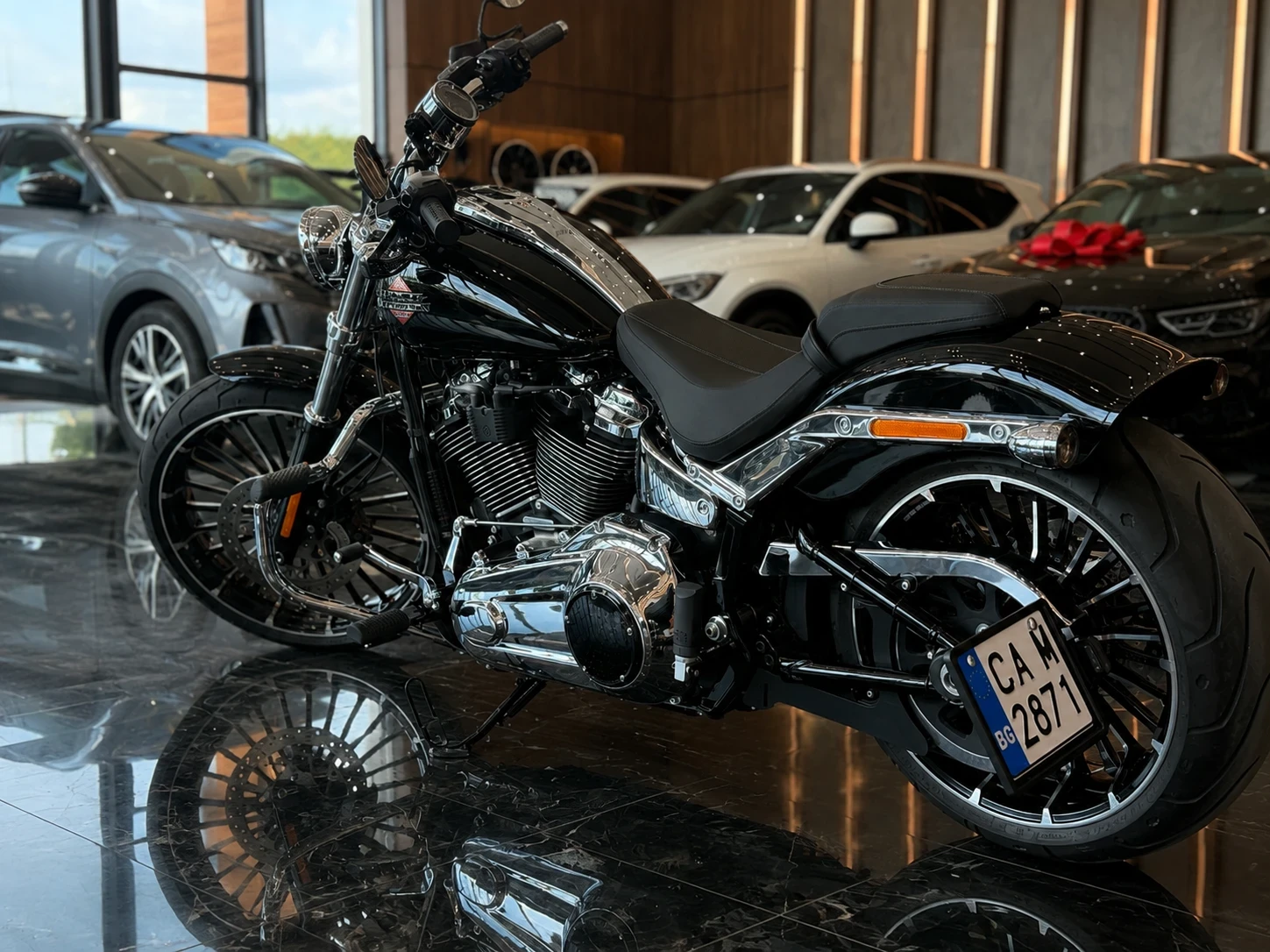 Harley-Davidson V-Rod BREAKOUT, снимка 4 - Мотоциклети и мототехника - 55994160