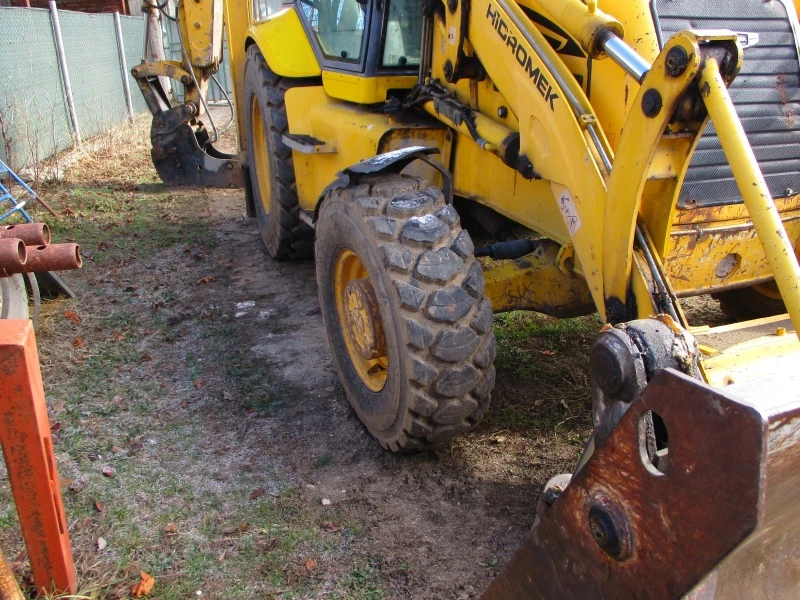 Багер Hidromek 102 b, снимка 6 - Индустриална техника - 42939634