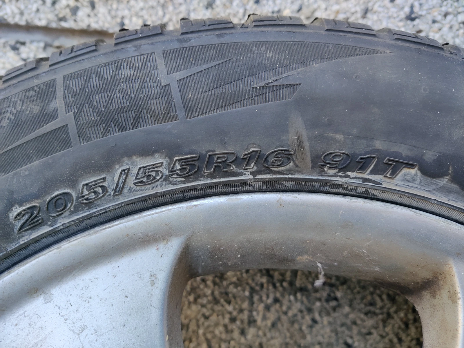 ���� � ������ 205/55R16 �� Seat Alhambra | Mobile.bg � ����������� 4