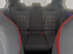 VW Golf GTI PANO HUD Akrapovic, снимка 14