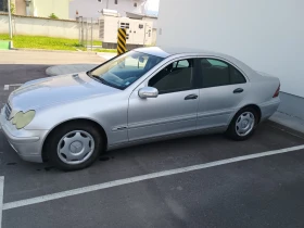 Mercedes-Benz C 220, снимка 2