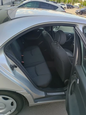 Mercedes-Benz C 220, снимка 4