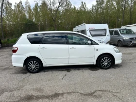 Toyota Avensis verso, снимка 9