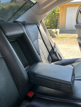 Mercedes-Benz E 500, снимка 12
