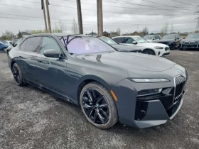������ BMW i7