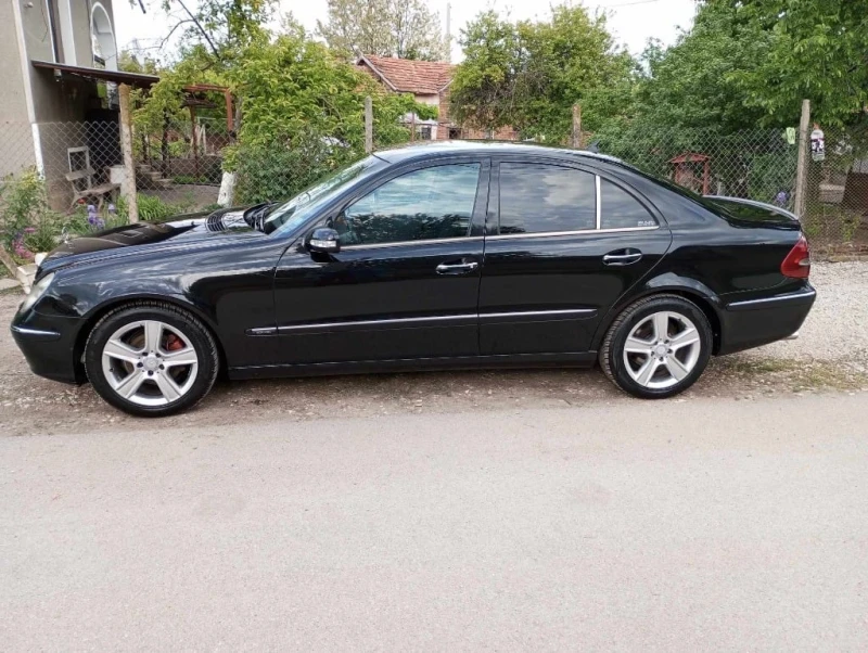 Mercedes-Benz E 270, снимка 4 - Автомобили и джипове - 46954101