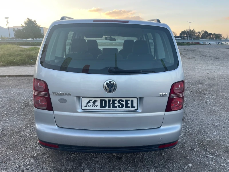 VW Touran 1.9TDI-ITALIA, снимка 8 - Автомобили и джипове - 47613226