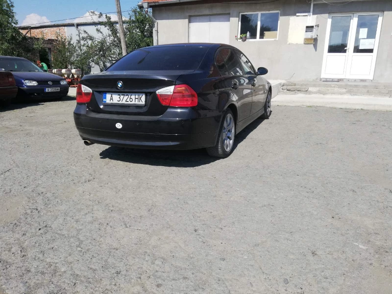 BMW 320, снимка 6 - Автомобили и джипове - 48180224