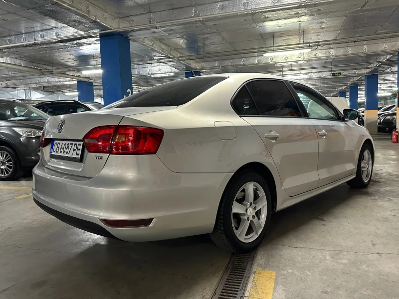 VW Jetta 1.6 d 105 к.с., снимка 4 - Автомобили и джипове - 48234040