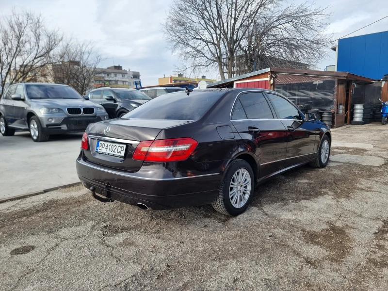 Mercedes-Benz E 300 3.5CDI, снимка 7 - Автомобили и джипове - 49127436