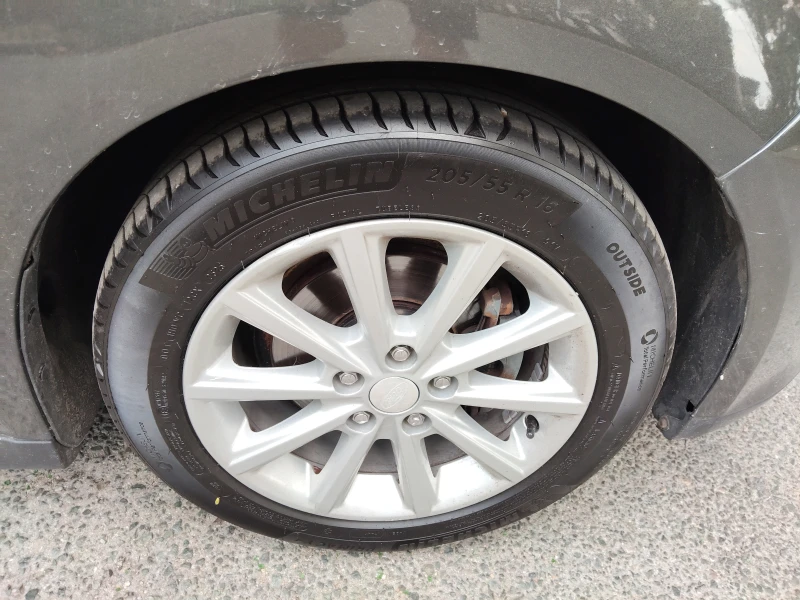 Ford C-max 1, 6i  LPG BRC, снимка 13 - Автомобили и джипове - 51452652