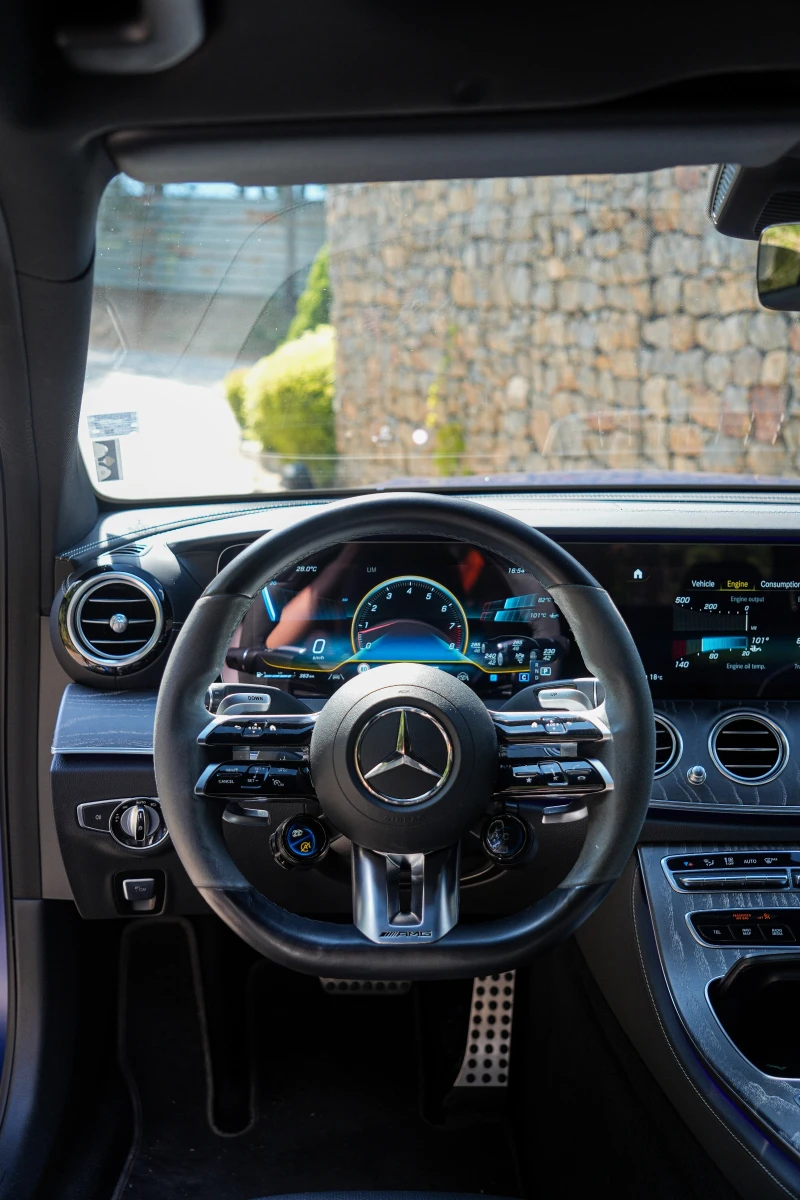 Mercedes-Benz E 63 AMG S, снимка 8 - Автомобили и джипове - 52217956