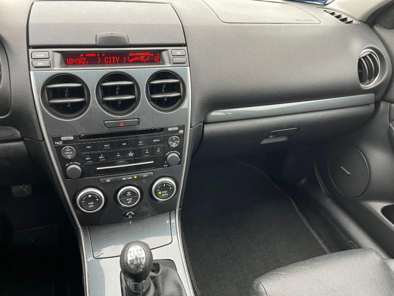 Mazda 6 Sport Wagon New Face 2.0 ТД 143 KC ПЕРФЕКТНА, снимка 15 - Автомобили и джипове - 52342747