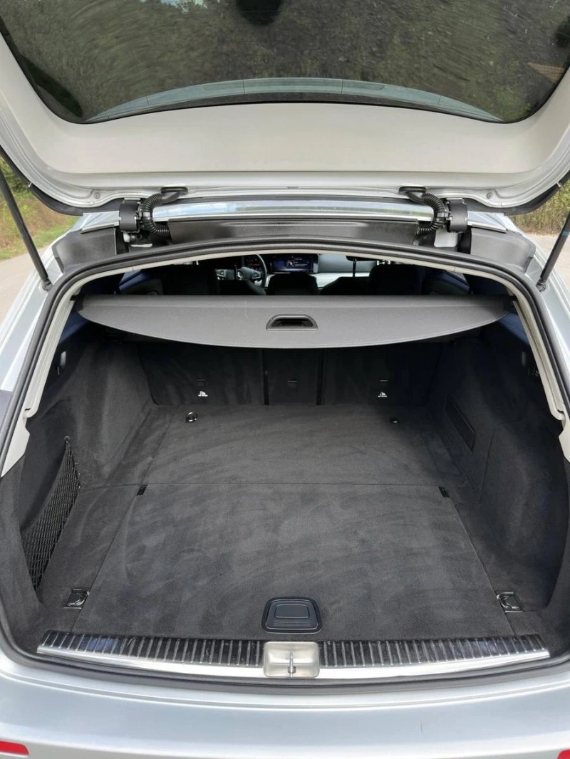 Mercedes-Benz E 220  W213 4-Matic, снимка 16 - Автомобили и джипове - 52510640