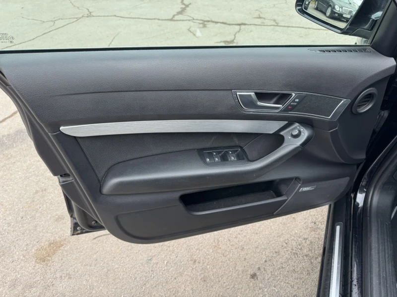 Audi A6 2.4i Avant Quattro S-Line/Bose, снимка 15 - Автомобили и джипове - 52640444