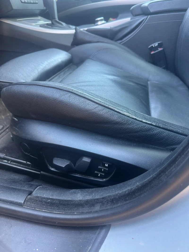 BMW 330, снимка 11 - Автомобили и джипове - 52806721