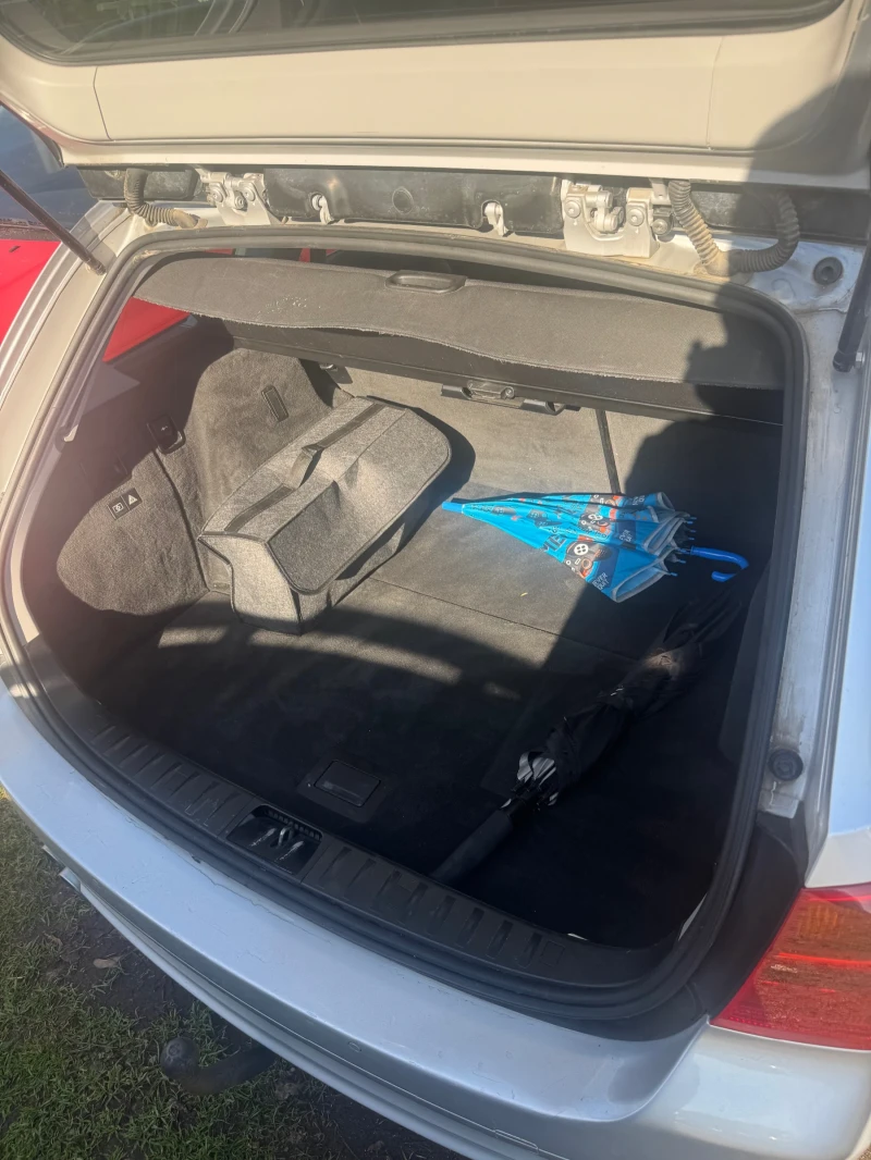 BMW 330, снимка 8 - Автомобили и джипове - 52806721