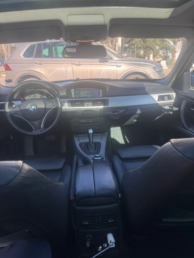 BMW 330, снимка 10 - Автомобили и джипове - 52806721