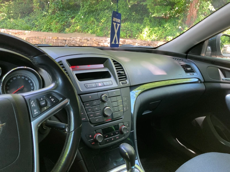Opel Insignia 2.0 CDTI, снимка 7 - Автомобили и джипове - 53134949