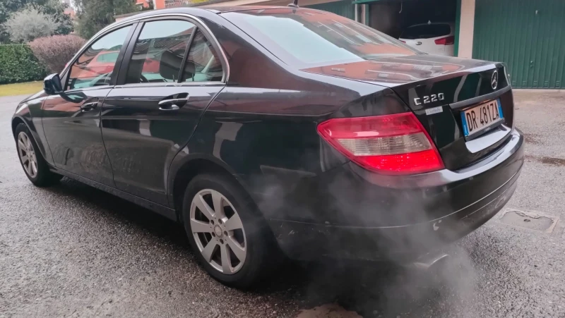 Mercedes-Benz C 220 * 206000км* СЕРВИЗНА ИСТОРИЯ* 646* , снимка 4 - Автомобили и джипове - 53359034