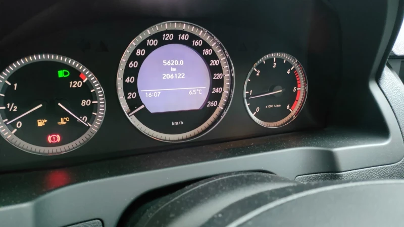 Mercedes-Benz C 220 * 206000км* СЕРВИЗНА ИСТОРИЯ* 646* , снимка 9 - Автомобили и джипове - 53359034