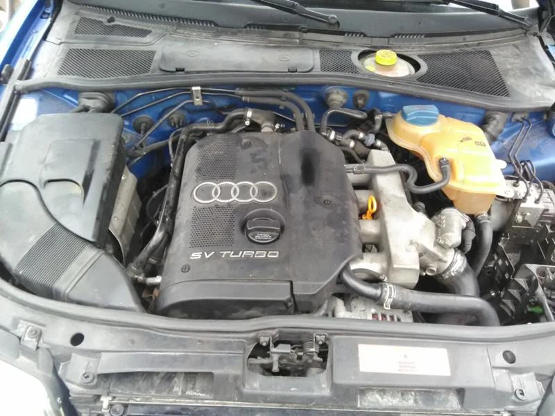 Audi A4 1.9 2.5 , снимка 4 - Автомобили и джипове - 20793956