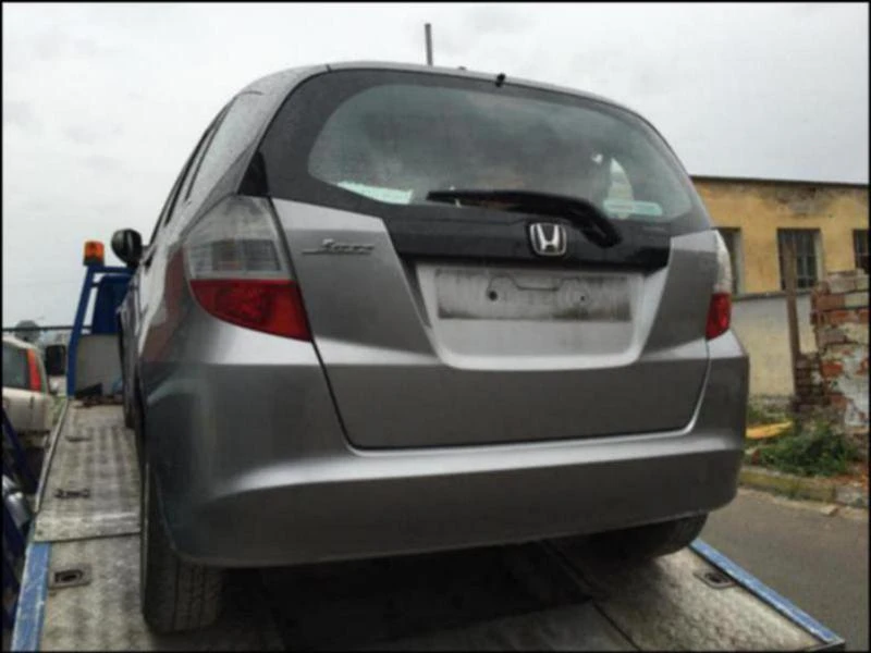 Honda Jazz 1.2i / 1.4i, снимка 2 - Автомобили и джипове - 35077849