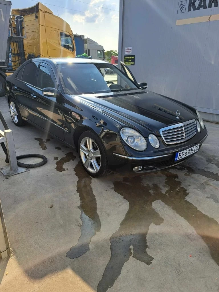 Mercedes-Benz E 270, снимка 1 - Автомобили и джипове - 46954101