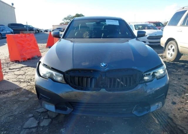 BMW 330, снимка 9 - Автомобили и джипове - 48809371