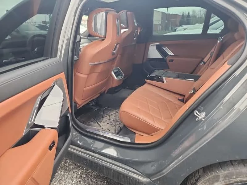 BMW i7 * xDrive60 * ���������� ��� ������������ ������ | Mobile.bg � ����������� 9