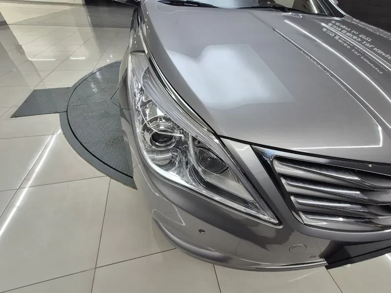 Hyundai Grandeur 2.4, снимка 9 - Автомобили и джипове - 54626107