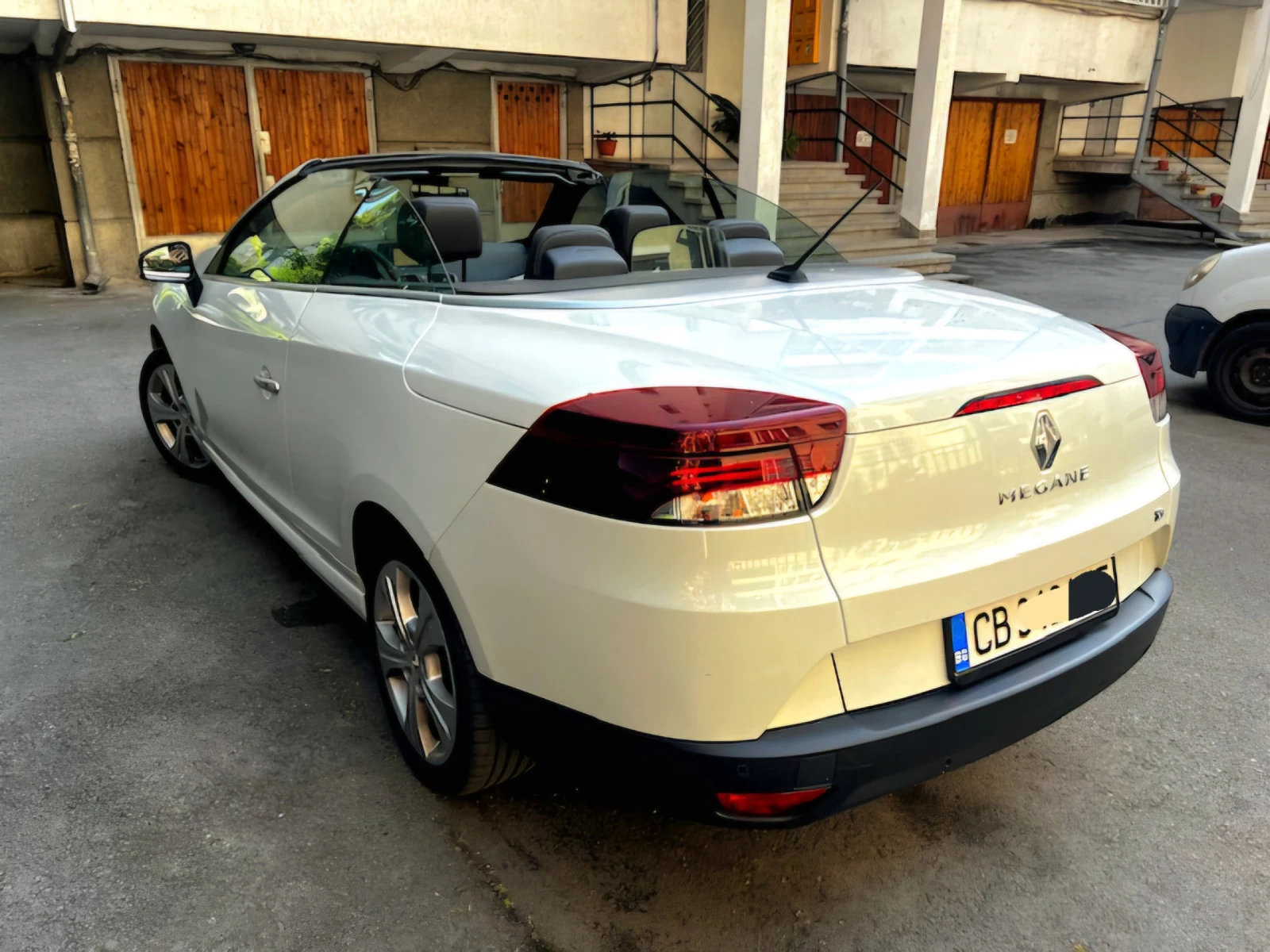 Renault Megane 1.4 TCe 130 Coupe-Cabriolet - изображение 5