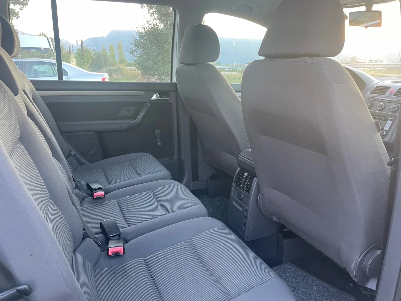 VW Touran 1.9TDI-ITALIA - изображение 5