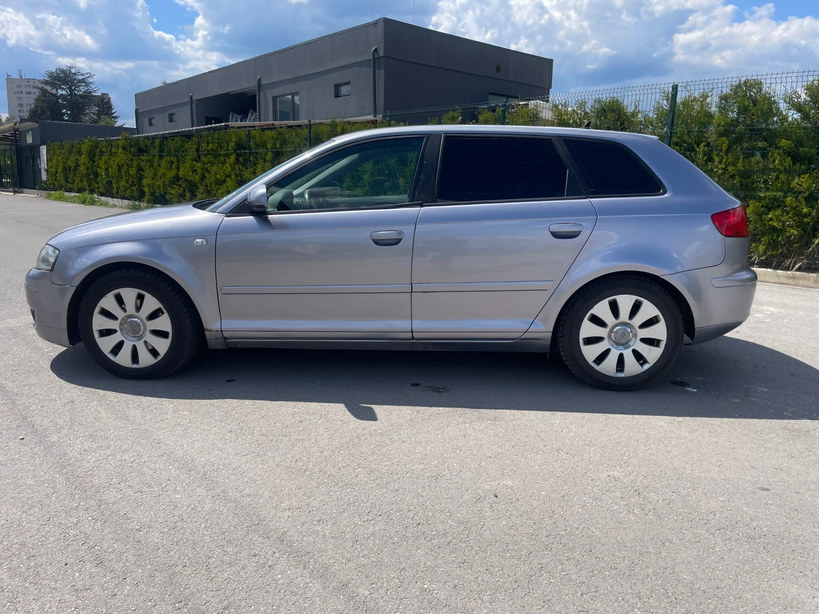 Audi A3 2.0TDI Автоматик - изображение 5