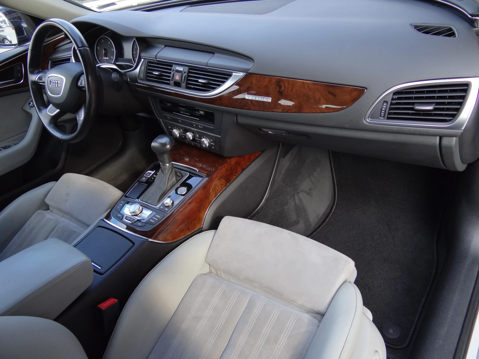 Audi A6 Allroad 3.0tdi-245k.c. /Quattro/AUTO/KOJA/NAVI/DISTRONIK/ - изображение 10